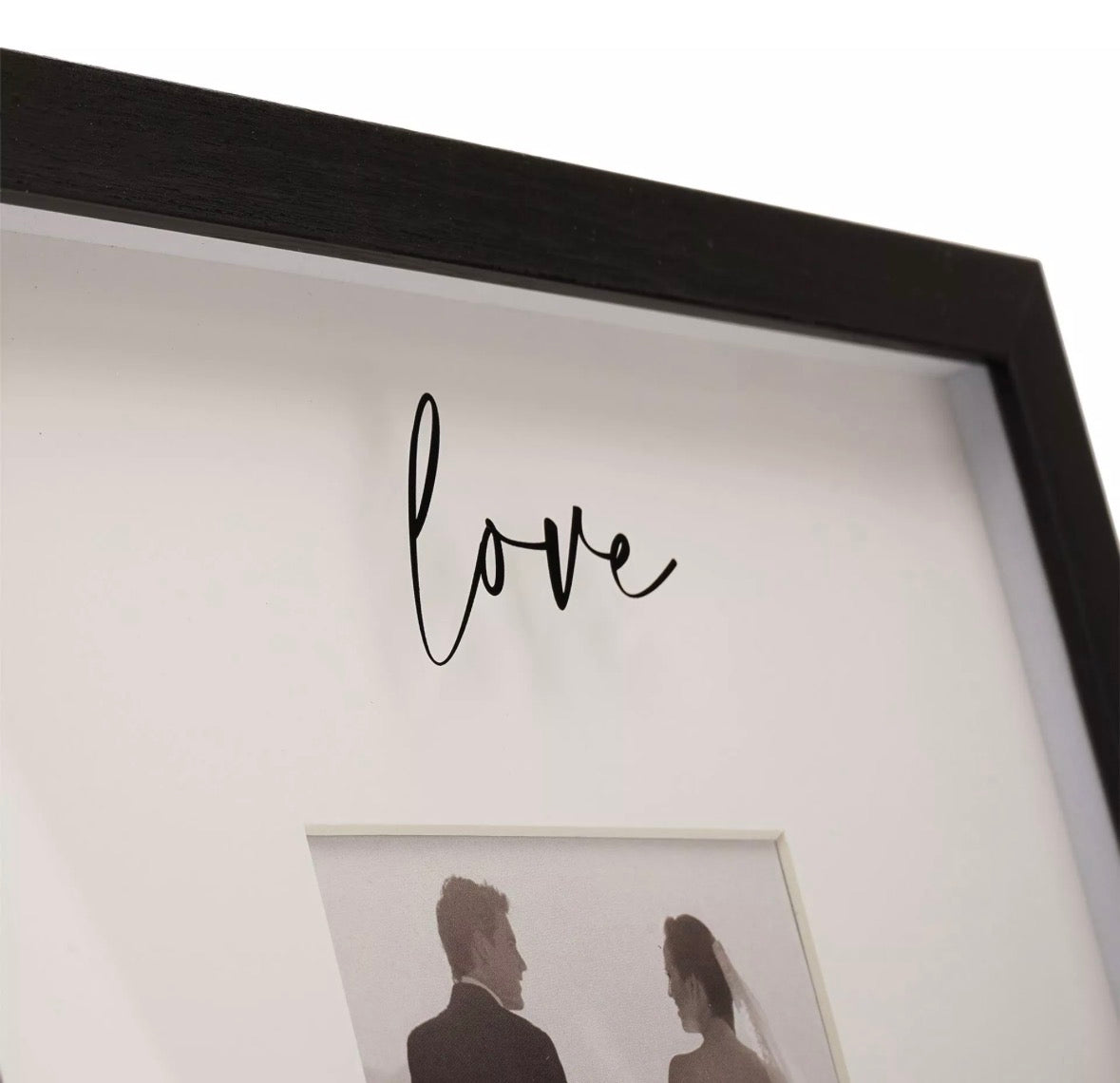 Romantische fotolijst in zwart met brede rand – ideaal als Valentijns- of huwelijkscadeau