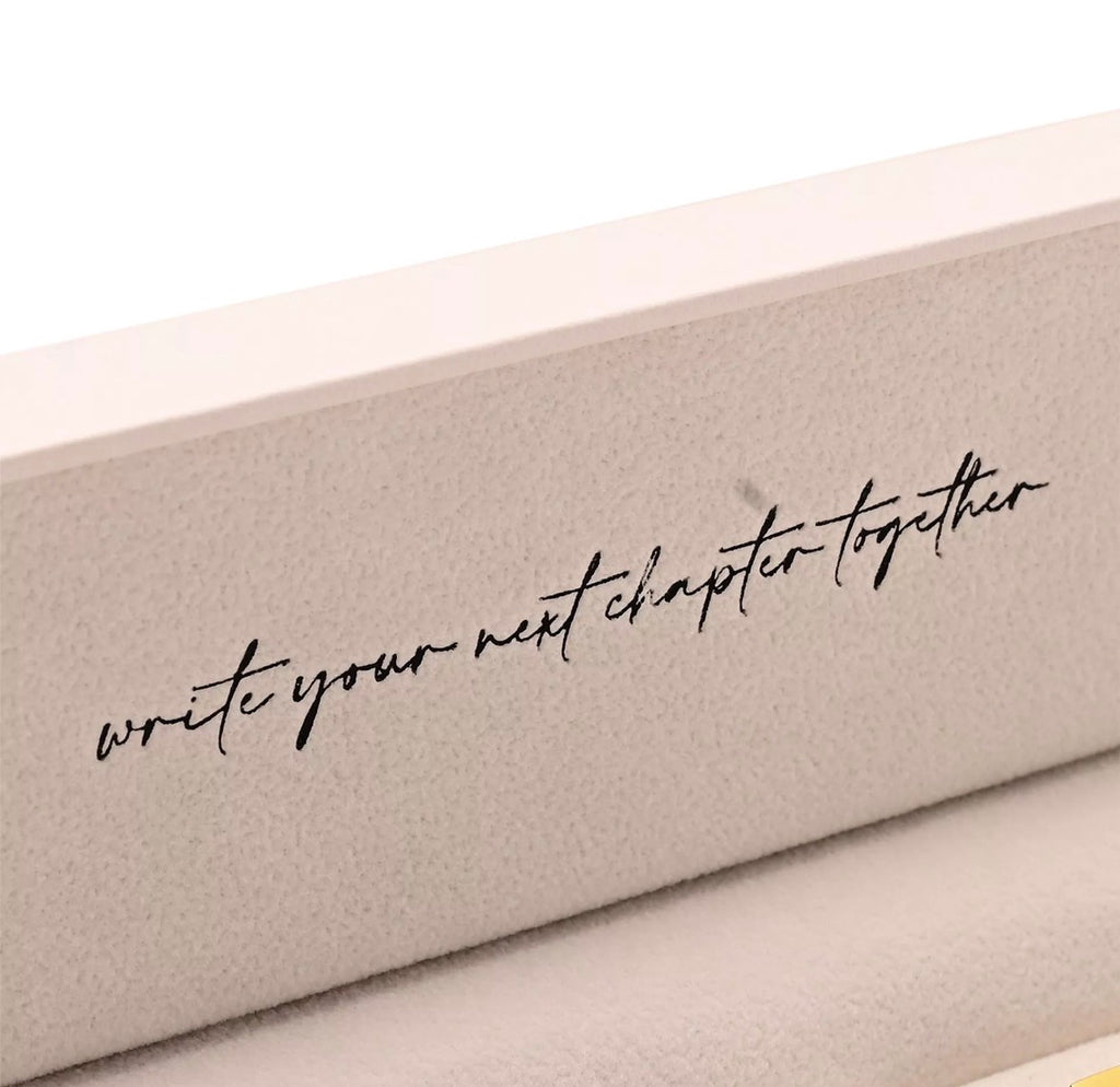 Set van 2 stijlvolle pennen met zwarte, witte en gouden afwerking – romantisch cadeau voor geliefden