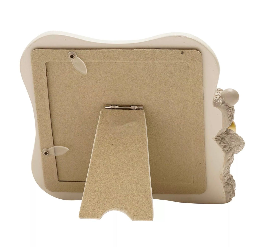 “Decoratieve Love Is Sweet fotolijst met teddybeer en gouden hart – stijlvol en betekenisvol cadeau”