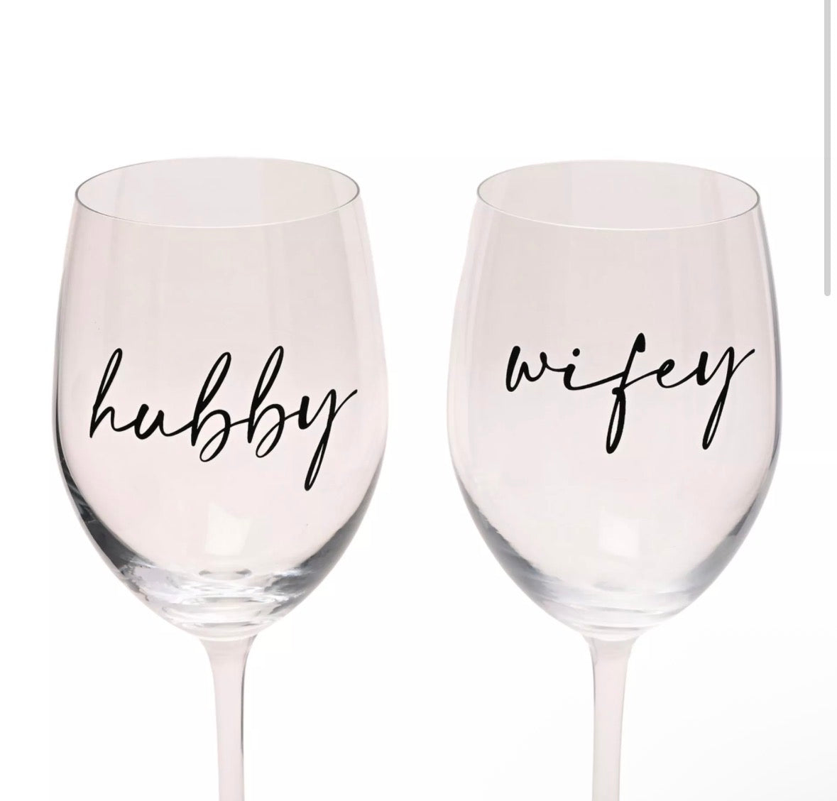 Wifey & Hubby wijnglazen set van AMORE – ideaal voor toasten op liefde en persoonlijke momenten
