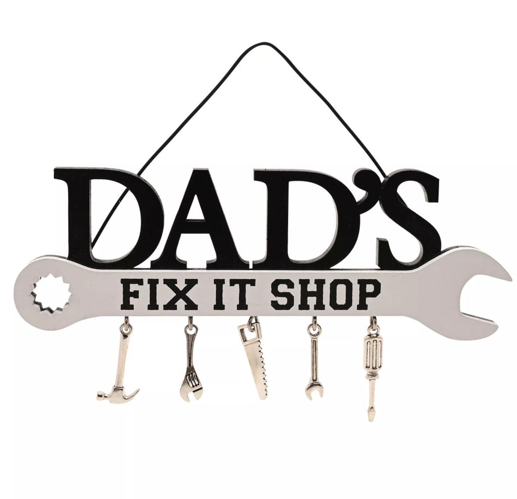 Decoratief houten wandbord Dad’s Fix It Shop voor werkplaats of schuur met grappige vader quote