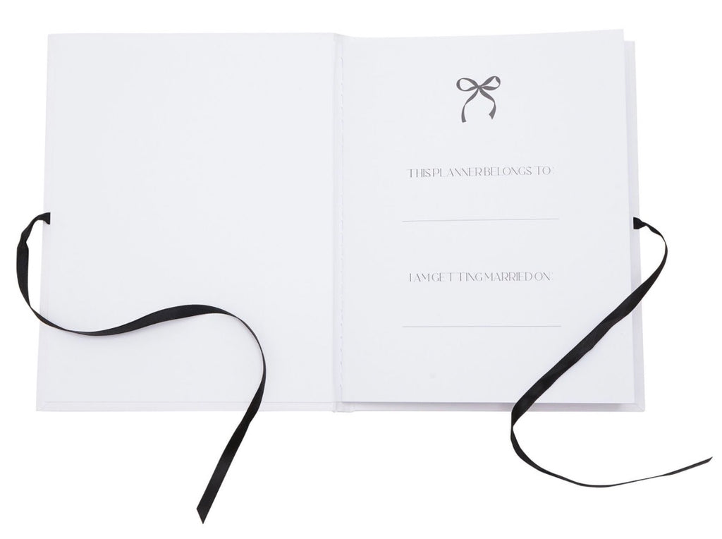 AMORE Wedding Planner met praktische secties voor planning van bruiloft en feestelijkheden